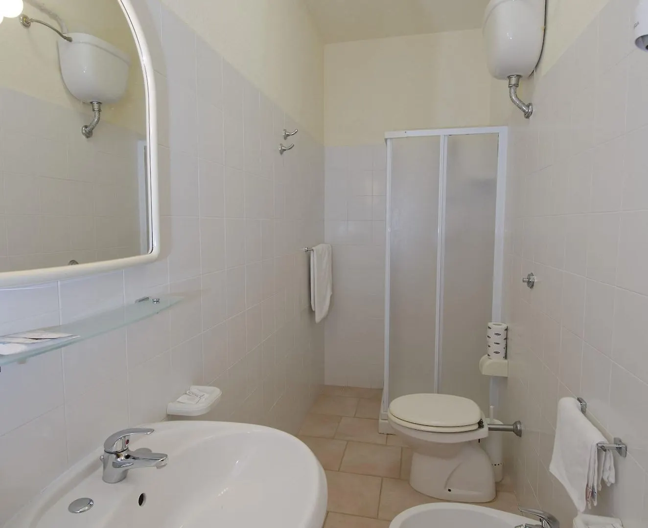 A.I.R. Hotel Gabbiano ايزولا روسا 3*,  إيطاليا